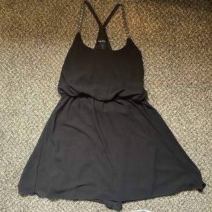 Black Formal Dress With Scrunched Middle